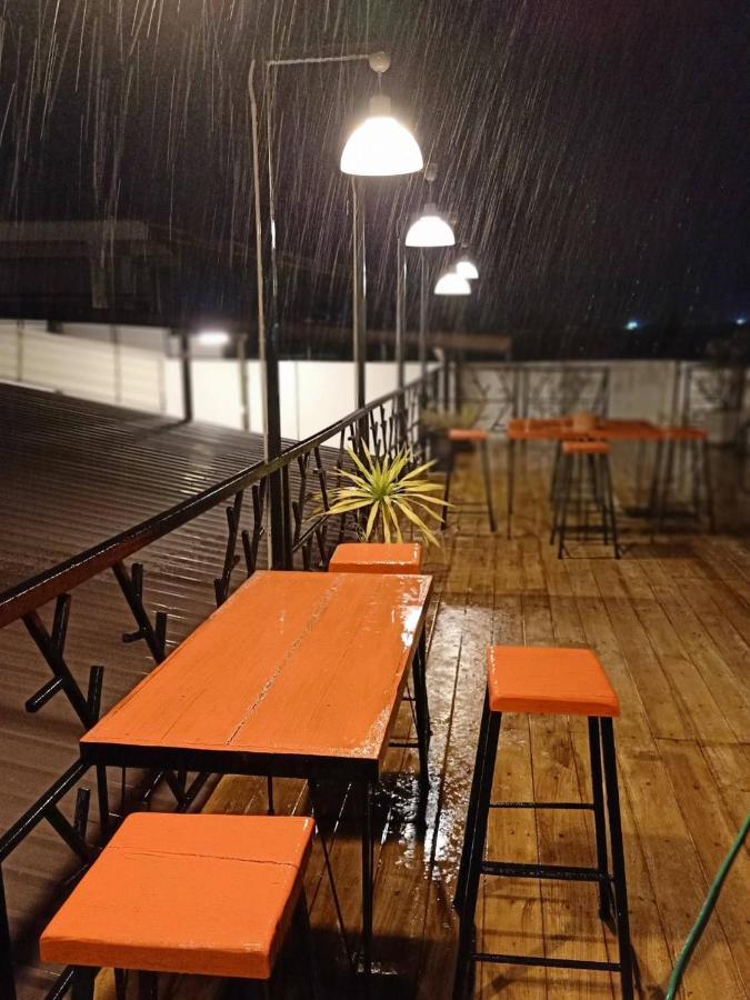 Huglampang Boutique Hotel Luaran gambar